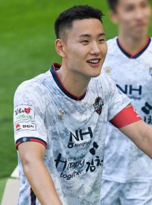 郑昇炫（2022卡塔尔世界杯韩国队后卫队员）
